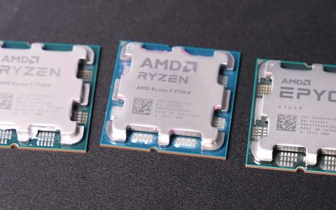 这年头还有4核心CPU？X670主板无缝点亮EPYC 4214P 功耗极低