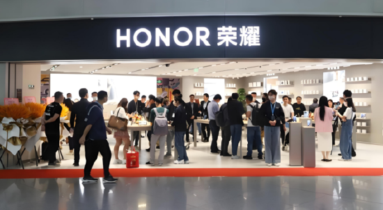辱骂网友？荣耀高管多次发声惹争议 网友喊话CEO李健“管一管”