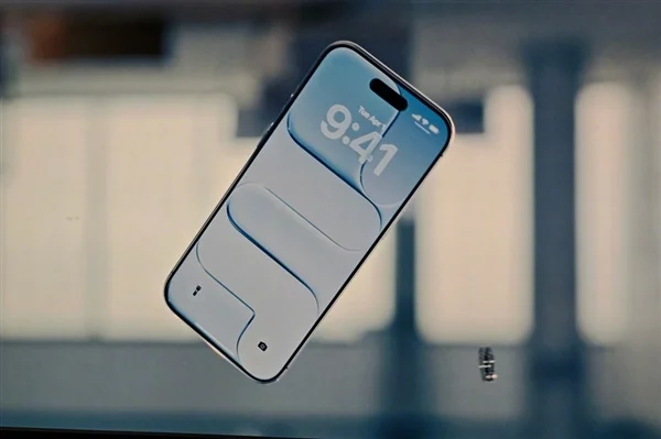 闲鱼有卖家销售美版iPhone Air：价格比国行便宜 只能连Wi-Fi