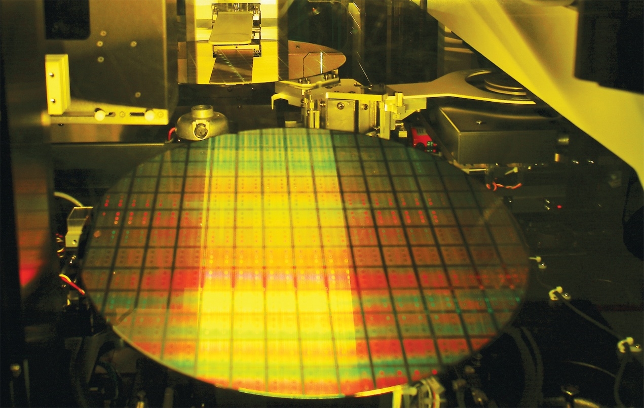 台积电加速推进埃米时代：明年量产2nm、2028年投产1.4nm