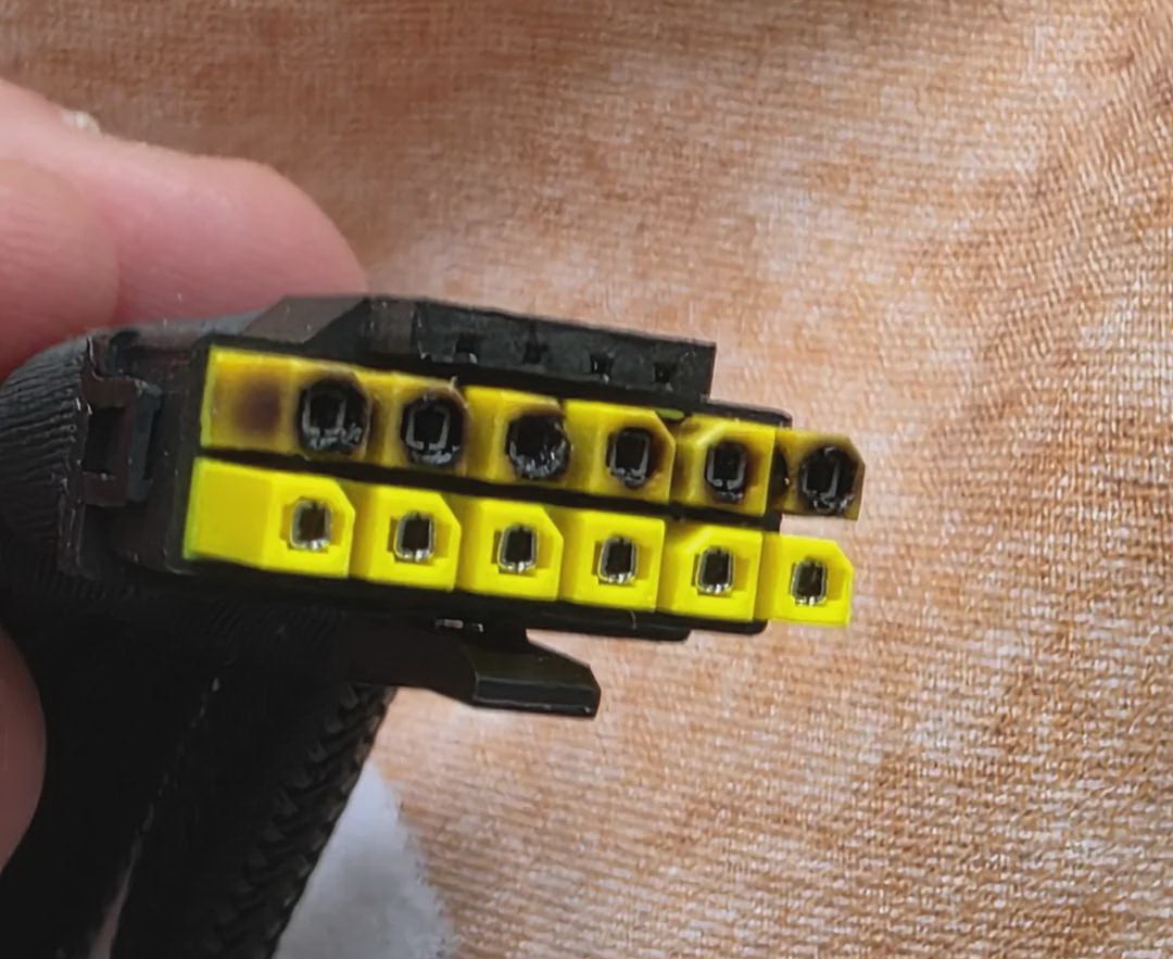 网友连续烧了两块RTX 5090 都是12V-2x6供电接口惹的祸